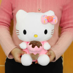 Peluche de Hello Kitty con helado, Sanrio